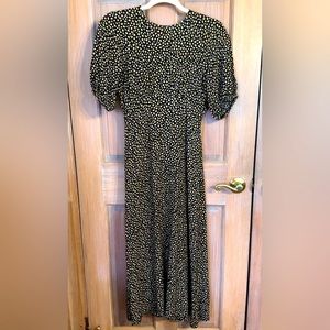 💐 ZARA PUFF SLEEVE MIDI DRESS 💐